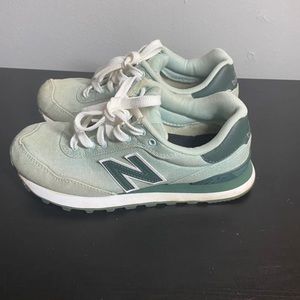 New Balance Womens 515 Green Shoes Size 5